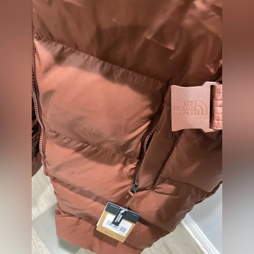 Brand New Women’s The North Face 100%Authentic Puffer Coat. - Picture 10 of 12